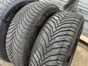 KOŁA FELGI OPONY CAŁOROCZNE PEUGEOT 2008 II 215/60 R17