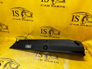 MOCOWANIE ROLETY PÓŁKI TYLNEJ LEWE DACIA DUSTER II