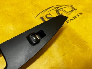 PANEL PRZEŁĄCZNIK SZYB TYŁ PRAWY FORD FUSION LIFT USA