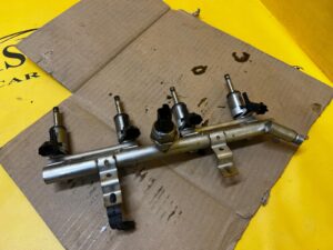 LISTWA WTRYSKOWA WTRYSKI WTRYSKIWACZE CITROEN 1.6 THP