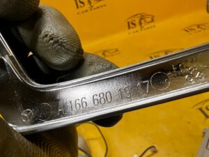 LISTWA DEKOR KONSOLI DESKI RADIA NAWIGACJI CHROM MERCEDES GL X166