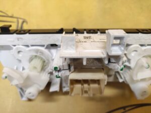 PANEL STEROWANIA NAWIEWU KLIMATYZACJI DACIA SANDERO III