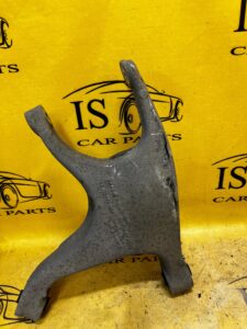 WAHACZ TYLNY TYŁ LEWY AUDI A8 D4