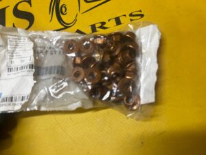 10 X NAKRĘTKA KOLEKTORA WYDECHOWEGO MIEDZIANA M7 BMW NOWA OEM