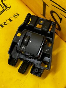 PANEL PRZEŁĄCZNIK REGULACJI WYSOKOŚCI ŚWIATEŁ DACIA SANDERO III LOGAN III