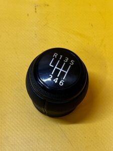 GAŁKA WYBIERAKA SKRZYNI BIEGÓW 6 BIEGÓW BIEGOWA DACIA SANDERO III STEPWAY