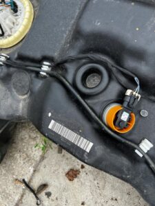 ZBIORNIK BAK POMPA WLEW PALIWA MERCEDES GLS X166 450 3.0 B V6 4MATIC 4X4