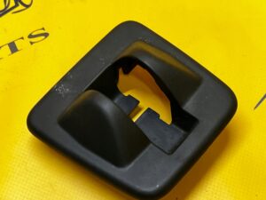 LEWA OSŁONA ZAŚLEPKA SZYNY FOTELA AUDI Q7 SQ7 4M0