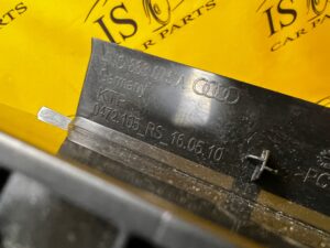 PÓŁKA SCHOWEK TUNELU AUDI A8 D5 4N