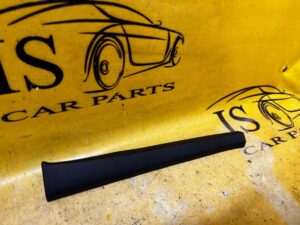 OSŁONA SŁUPKA DESKI PRAWA PORSCHE CAYENNE II 7P5 LIFT 92A