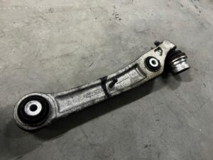 WAHACZ DOLNY DOŁ PRZÓD PRZEDNI PRAWY PORSCHE CAYENNE COUPE 9Y3 9Y0 HYBRID