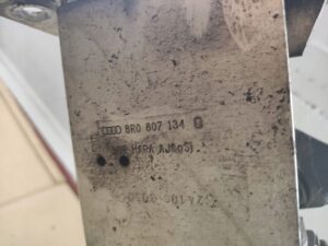 BELKA WZMOCNIENIE STREFA ZGNIOTU ABSORBER ZDERZAKA PRZÓD PORSCHE MACAN 95B