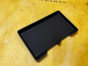 GUMA OSŁONA SCHOWKA PÓŁKI TUNELU ŚRODKOWEGO FORD FUSION LIFT USA