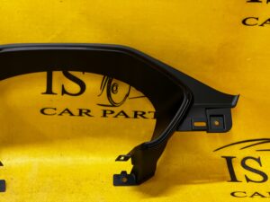 OSŁONA RAMKA LICZNIKA ZEGARÓW DESKI FORD KUGA MK3 CZARNA LISTWA