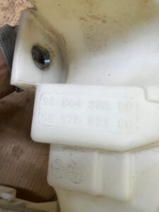 ZBIORNIK POMPKA WLEW SPRYSKIWACZY PEUGEOT 508 I XENON