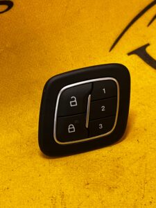 FORD KUGA MK3 PRZYCISKI OTWIERANIA PAMIEC FOTELI