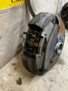 MERCEDES E KLASA W213 AMG PAKIET ZWROTNICA PRAWA