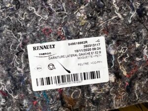 BOCZEK TAPICERKA BAGAŻNIKA LEWY LEWA DACIA SANDERO III 2021R