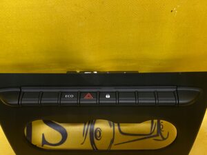 RAMKA PANELU KONSOLI PRZEŁĄCZNIKI DACIA DUSTER II