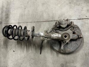 NOGA ZWROTNICA AMORTYZATOR PRZÓD LEWY CITROEN DS5 I 2.0 HDI HYBRID