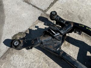 WÓZEK BELKA SANKI TYŁ LAND ROVER DISCOVERY SPORT V L550 LIFT 2.0 D 4WD 4X4