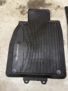 DYWANIKI GUMOWE PRZÓD PORSCHE 991 911 GTS LIFT