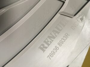 PRAWA OSŁONA SŁUPKA TYŁ RENAULT MEGANE IV KOMBI