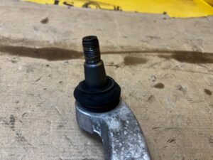 WAHACZ PRZÓD PRZEDNI LEWY PORSCHE MACAN 95B