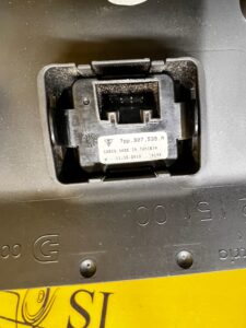 KRATKA OSŁONA ZAŚLEPKA DESKI CZUJNIK ŚWIATŁA PORSCHE PANAMERA 970 I LIFT