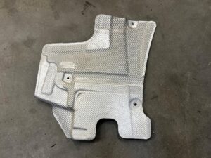 BLACHA OSŁONA TERMICZNA MERCEDES GLS X166