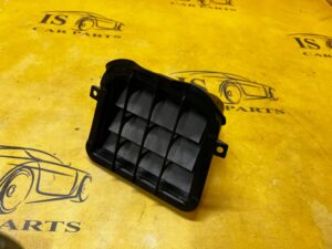 2 X KRATKA WENTYLACYJNA DEKOMPRESYJNA TYŁ PORSCHE MACAN 95B