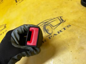 KOMPLET ZAPINKA ZAMEK KLAMRA PASA BEZPIECZEŃSTWA TYŁ PORSCHE MACAN 95B