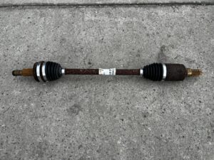 PÓŁOŚ TYLNA TYŁ LEWA LEWY FORD ESCAPE MK4 1.5 EB 4WD 4X4