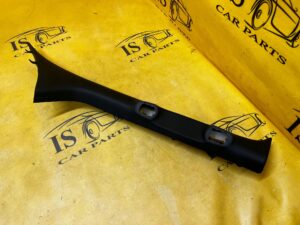 POSZYCIE OSŁONA OBUDOWA SŁUPKA PRZÓD A PRAWY FORD RANGER MK5 V