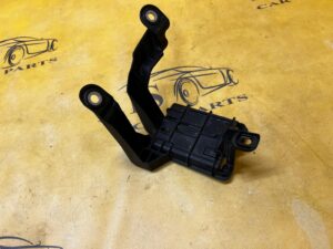 UCHWYT MOCOWANIE RADARU MARTWEGO POLA TYŁ PRAWY VOLKSWAGEN GOLF VIII HB 5D