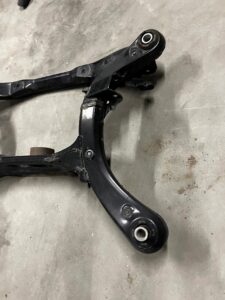 SANKI TYLNE TYŁ BELKA ZAWIESZENIA LEXUS RX III 3 RX450 450H