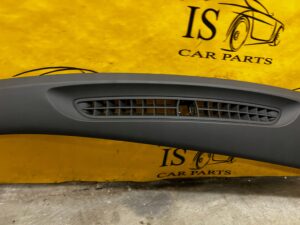 OSŁONA TAPICERKA DESKI KONSOLI GÓRNA AUDI A8 D4