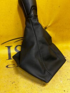 GAŁKA WYBIERAK LEWAREK MIESZEK MECHANIZM ZMIANY BIEGÓW MANUAL SKODA SCALA