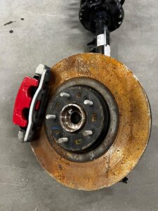 NOWA NOGA ZWROTNICA AMORTYZATOR MCPHERSON PRZÓD LEWY KIA SORENTO III CRDI