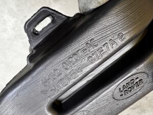 DOLOT KANAŁ TUNEL POWIETRZA TYŁ RANGE ROVER EVOQUE L538