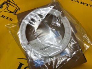 PIERŚCIEŃ ZACISKOWY POMPY PALIWA BMW 3 E90 X5 E70 F15 X6 E71 F16 NOWY OEM