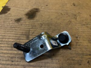 BLACHA UCHWYT WSPORNIK MOCOWANIE FORD EXPLORER VI MK6