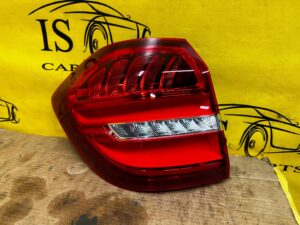 LAMPA W BŁOTNIK TYŁ TYLNA LEWY LEWA LED MERCEDES GLS X166 USA