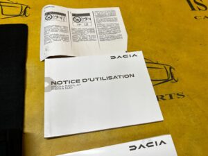 KSIĄŻKA INSTRUKCJA OBSŁUGI SERWISOWA ETUI FRANCJA DACIA SANDERO III 2023R