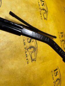 KOMPLET RAMIONA WYCIERACZKI PRZÓD FORD BRONCO 21-