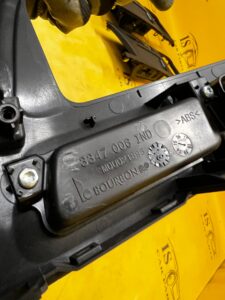 RAMKA OSŁONA DEKOR TUNELU ŚRODKOWEGO RENAULT MEGANE IV EU
