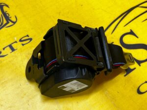 PAS BEZPIECZEŃSTWA TYŁ TYLNY ŚRODEK ŚRODKOWY M-PAKIET BMW 5 G30 M5 F90