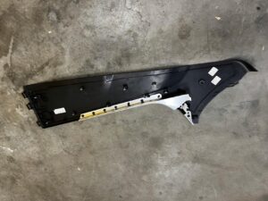 TAPICERKA BOCZEK LISTWA TUNELU ŚRODKOWEGO PRAWA JAGUAR XE X760 XF X260