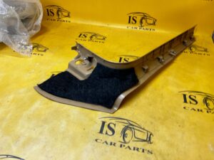 PLASTIK OSŁONA LISTWA PROGU SŁUPKA A PRZÓD LEWY PORSCHE MACAN 95B