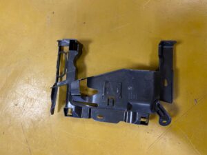 ŚLIZG MOCOWANIE WSPORNIK RENAULT MEGANE IV